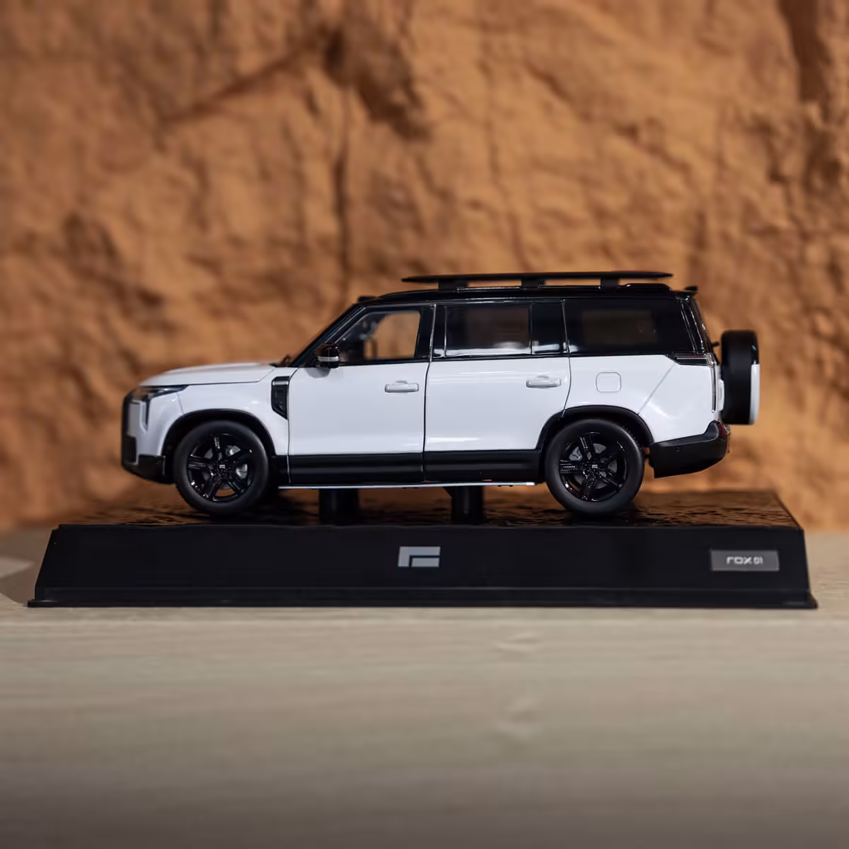 Модель автомобиля ROX 01